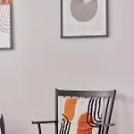 Ela