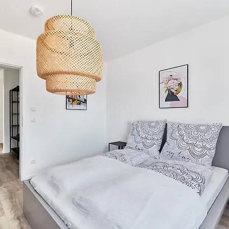 Ela Apartamento